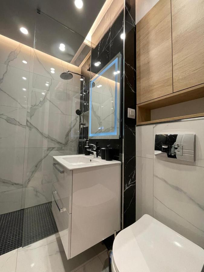 Milton Flats Apartment Cluj-Napoca Ngoại thất bức ảnh